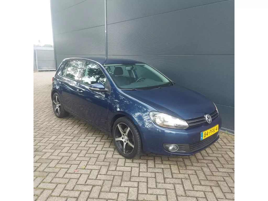 Volkswagen GOLF 1,2 TSI/5D/Airco/cruise/navi/Nieuw APK