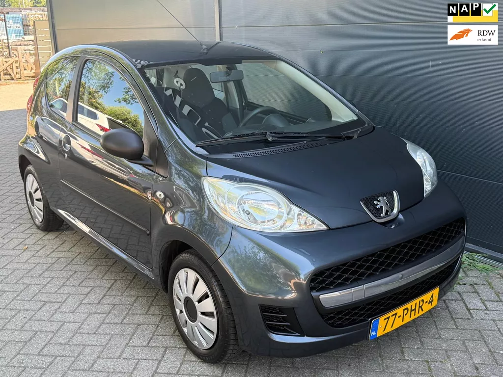 Peugeot 107 1.0-12V XR/3D